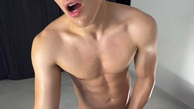 Maxx Lancaster online show from 09-22-25, 08:00