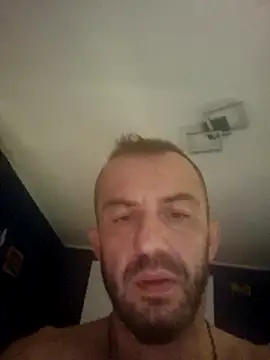 Snapshot of Anere84s chatting on 09-11-25, 12:11 Anere84s online show from 09-11-25, 12:11