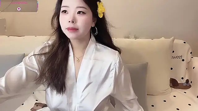 xiaotanbaby online show from 10-12-25, 04:39