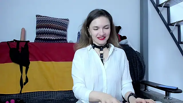 Snapshot of Katherine_Twilight chatting on 01-10-25, 03:27 Katherine Twilight online show from 01-10-25, 03:27