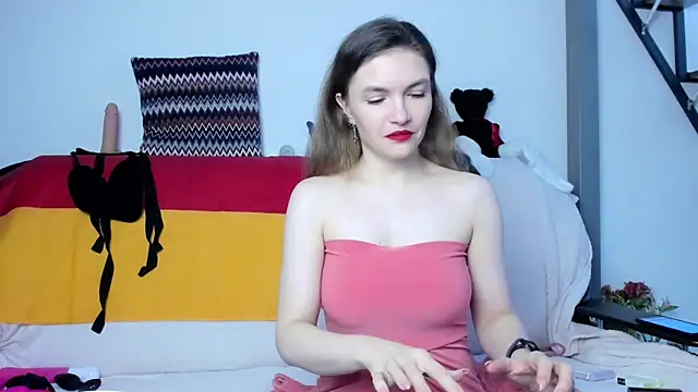 Snapshot of Katherine_Twilight chatting on 02-08-25, 07:15 Katherine Twilight online show from 02-08-25, 07:15