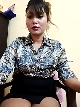 Snapshot of alexa_cam44 chatting on 09-29-25, 08:02 alexa cam44 online show from 09-29-25, 08:02