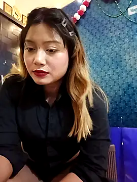 Snapshot of alexa_cam44 chatting on 10-22-25, 08:30 alexa cam44 online show from 10-22-25, 08:30