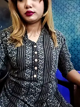 Snapshot of alexa_cam44 chatting on 10-30-25, 08:31 alexa cam44 online show from 10-30-25, 08:31