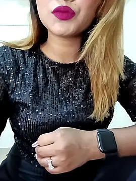 Snapshot of alexa_cam44 chatting on 11-22-25, 07:24 alexa cam44 online show from 11-22-25, 07:24