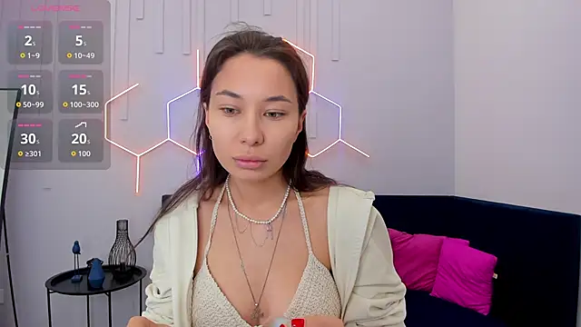 Snapshot of Kat__cat chatting on 04-30-26, 01:34 Kat cat online show from 04-30-26, 01:34