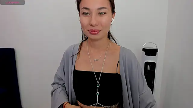 Snapshot of Kat__cat chatting on 05-09-26, 07:13 Kat cat online show from 05-09-26, 07:13