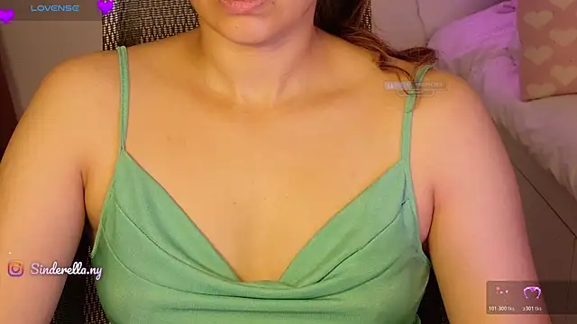 Snapshot of i-scream chatting on 06-25-26, 01:49 i-scream online show from 06-25-26, 01:49