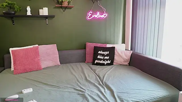 Eveline Beauty Kitty online show from 05-23-26, 09:13