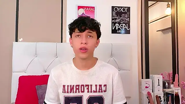 Axel  Evans online show from 02-07-26, 12:42