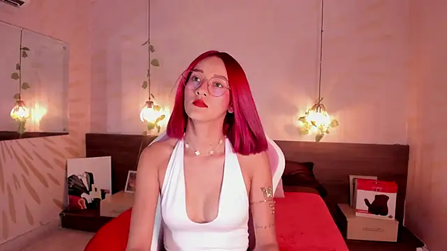 daphne courtis online show from 09-25-25, 03:10