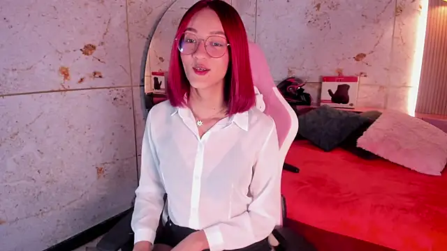 daphne courtis online show from 10-04-25, 03:15