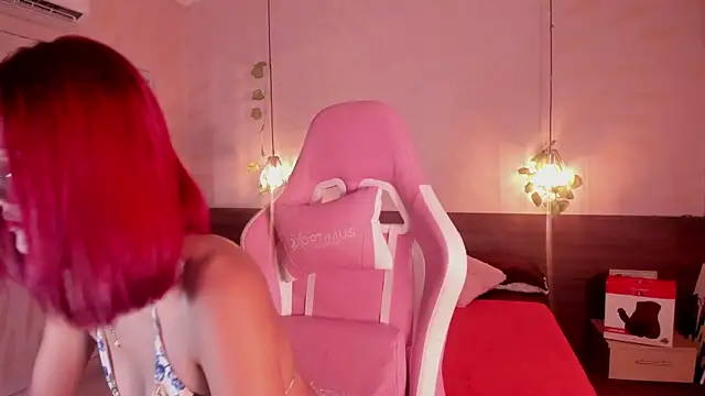 daphne courtis online show from 10-08-25, 03:04