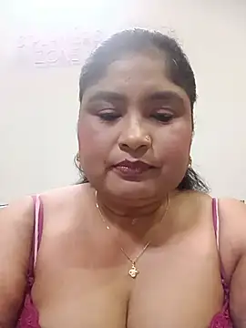 Snapshot of hornyriyanka chatting on 07-14-26, 02:27 hornyriyanka online show from 07-14-26, 02:27