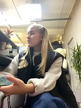 CandyVice online show from 10-10-25, 05:12