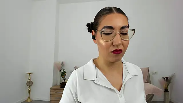 Kylie Kathy online show from 09-23-25, 06:11