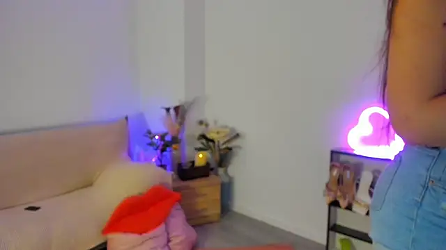 Kylie Kathy online show from 09-26-25, 06:34