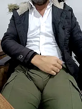 Yaman 33 online show from 02-17-26, 05:59