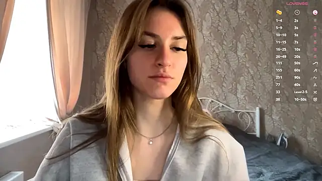 Snapshot of miainheat chatting on 09-16-25, 08:26 miainheat online show from 09-16-25, 08:26