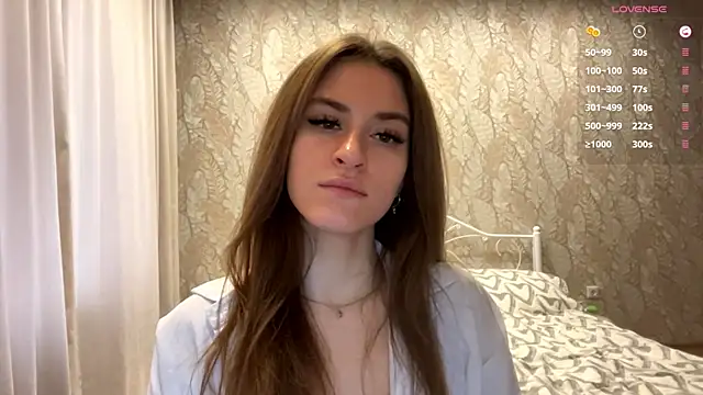 Snapshot of miainheat chatting on 10-26-25, 09:04 miainheat online show from 10-26-25, 09:04