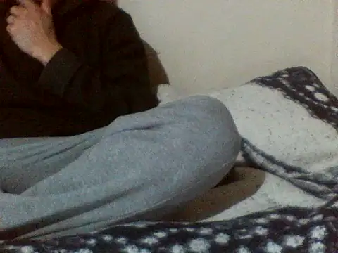 Snapshot of Lunaty00 chatting on 02-07-26, 07:23 Lunaty00 online show from 02-07-26, 07:23