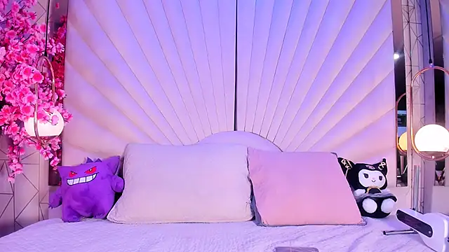 VesperVelvet online show from 07-05-26, 05:36