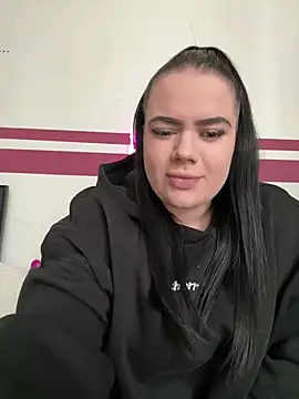 Shellybttn online show from 04-13-26, 10:32