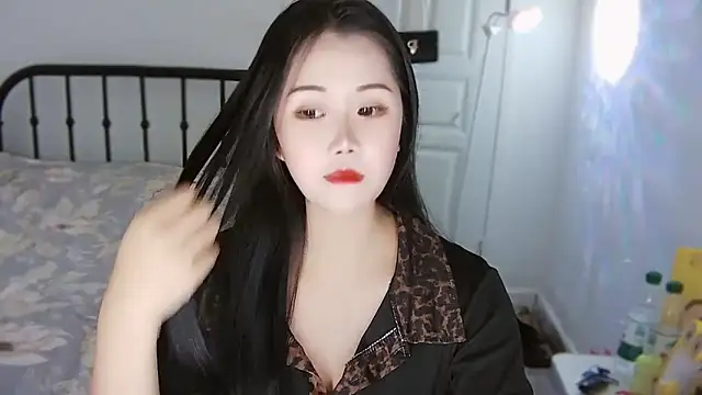 Snapshot of Haixi chatting on 09-27-25, 01:49 Haixi online show from 09-27-25, 01:49