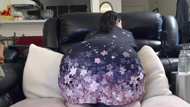 Juicy Julie469 online show from 03-19-26, 04:44