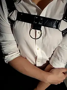 111owo111 online show from 10-11-25, 12:04