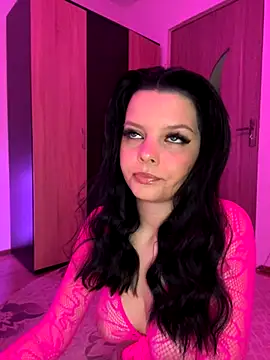 Snapshot of Mihadttraf chatting on 11-16-25, 06:46 Mihadttraf online show from 11-16-25, 06:46