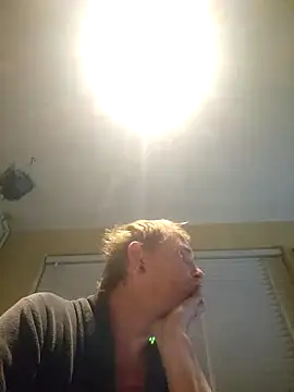 piercingpik online show from 10-14-25, 06:42