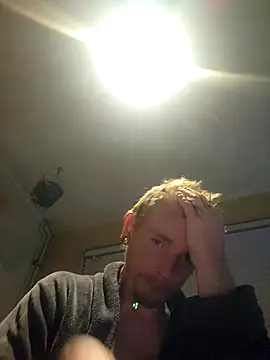 piercingpik online show from 10-22-25, 08:41