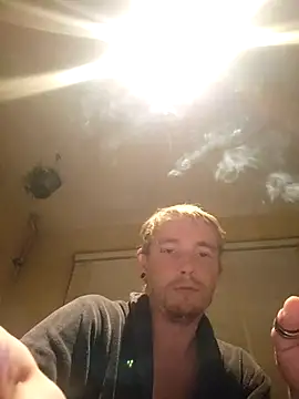 Snapshot of piercingpik chatting on 11-23-25, 09:14 piercingpik online show from 11-23-25, 09:14