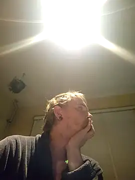 piercingpik online show from 12-14-25, 05:51