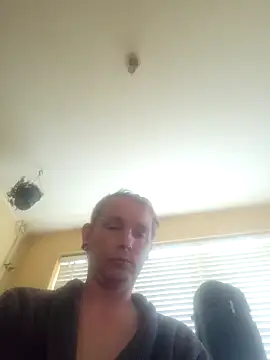 piercingpik online show from 04-19-26, 04:39