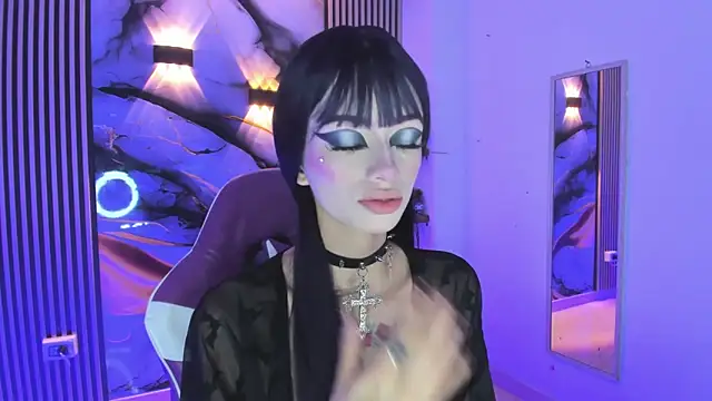Snapshot of chloe_jacksonn chatting on 06-18-26, 05:06 chloe jacksonn online show from 06-18-26, 05:06