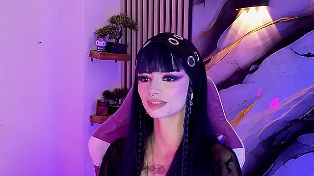 Snapshot of chloe_jacksonn chatting on 07-14-26, 10:37 chloe jacksonn online show from 07-14-26, 10:37
