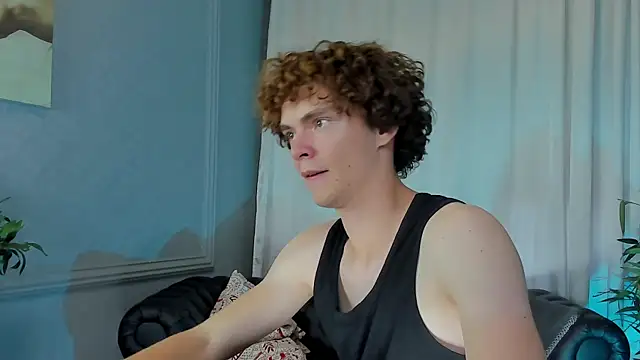 Snapshot of Tommy_Jamm chatting on 09-12-25, 03:23 Tommy Jamm online show from 09-12-25, 03:23