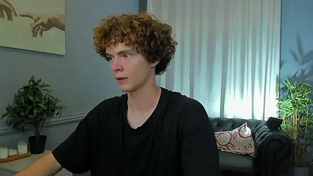 Snapshot of Tommy_Jamm chatting on 09-16-25, 03:02 Tommy Jamm online show from 09-16-25, 03:02