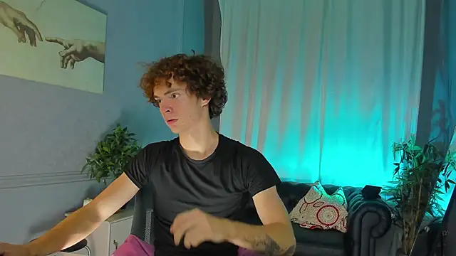 Snapshot of Tommy_Jamm chatting on 09-30-25, 03:06 Tommy Jamm online show from 09-30-25, 03:06