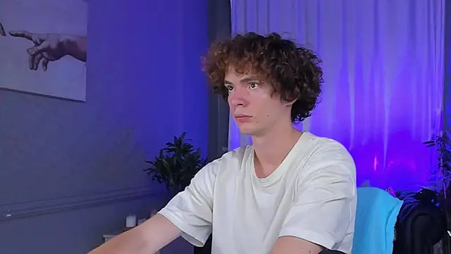 Snapshot of Tommy_Jamm chatting on 10-23-25, 03:22 Tommy Jamm online show from 10-23-25, 03:22