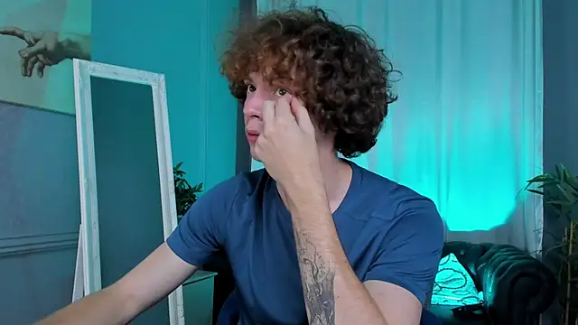 Snapshot of Tommy_Jamm chatting on 11-07-25, 02:28 Tommy Jamm online show from 11-07-25, 02:28