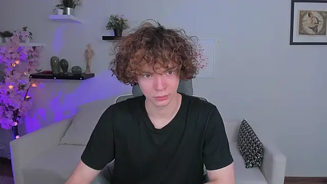 Snapshot of Tommy_Jamm chatting on 11-25-25, 09:53 Tommy Jamm online show from 11-25-25, 09:53