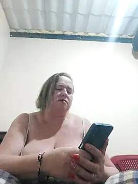 Miss-tetas online show from 01-13-26, 01:33