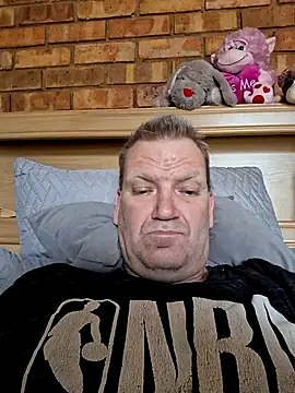 Snapshot of wallacelegend chatting on 11-27-25, 05:53 wallacelegend online show from 11-27-25, 05:53