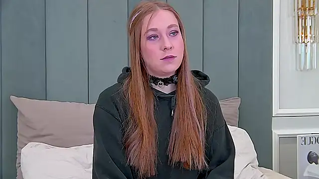 MiaEuphoria  online show from 12-02-25, 03:23