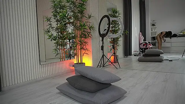 Snapshot of EmmaBlanco chatting on 10-09-25, 07:45 EmmaBlanco online show from 10-09-25, 07:45