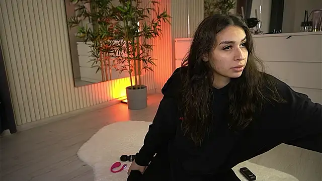 EmmaBlanco online show from 03-19-26, 06:17