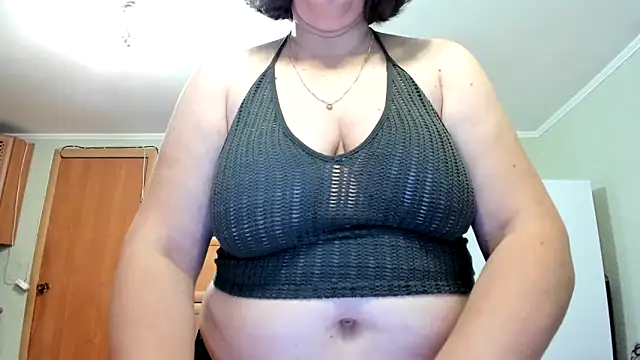 KATTYWARM  online show from 11-17-25, 08:36